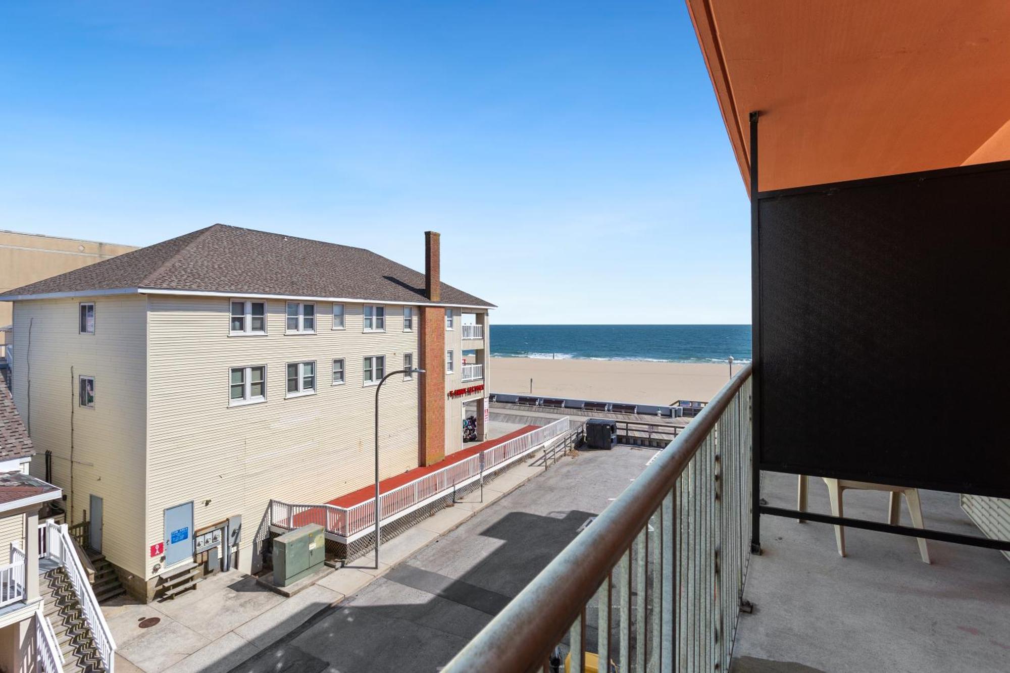Americana Motor Inn On Boardwalk Ocean City Luaran gambar